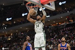 字母哥37+8+7布伦森空砍36分 雄鹿胜尼克斯