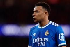 贝利之后最年轻400球传奇！姆巴佩狂刷纪录，携手西甲百年巨星行列