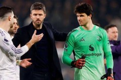 触球比拉门斯还少！曼联巨星全场梦游，卡里克该狠心雪藏他了