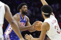 米切尔35+7+9加兰20+7&伤退 恩比德20分骑士大胜76人