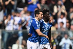 疯狂5连胜！法布雷加斯带领科莫大逆袭杀入欧冠区