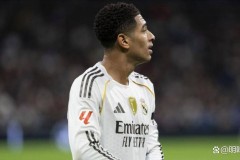 西甲0-2爆大冷：皇马又输、又丢3分，距巴萨4分夺冠难了，阿隆索压力大