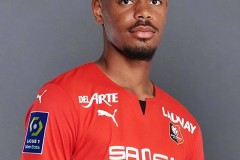 火力全开：意甲中卫1哥，法国22岁全能王，国米转会市场最后的狂潮