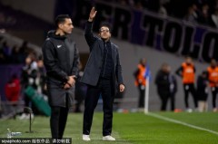 罗西尼尔回应与切尔西传闻：目前专注白堡 以后的事说不准