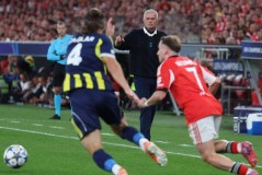 穆里尼奥再下课！训练前当场被炒，费内巴切的更衣室对此很惊讶