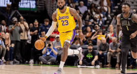湖人以攻代守造经典逆转 41岁老詹末节再当救世主