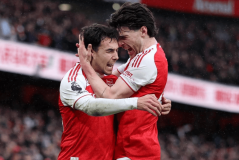 英超最新积分战报：两大强队倒下，维拉意外翻车，阿森纳大胜