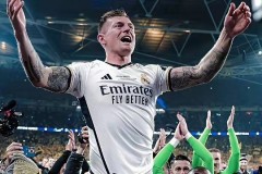 10笔疯狂转会逼疯73岁拜仁大佬！1.31亿抢人+截胡核心，英超钞能力太横？