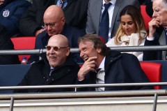 曼联无欧战仍扭亏为盈！若进欧冠今夏砸1.5亿补强，下赛季英超争冠