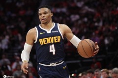 除非国王送走一名后卫 否则他们将不会签下威少