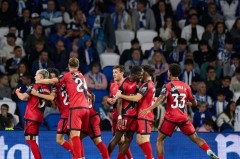 西甲积分榜最新战报：巴萨爆冷失利，马竞惜平，巴列卡诺绝杀皇家社会