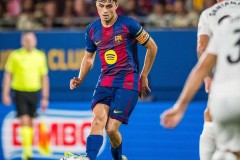 佩德里4项数据冠绝欧洲，巴萨中场核心闪耀，欧冠对决迎来正名之战