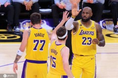 詹姆斯复出湖人并未退步 顶级“让学”助力东契奇50+