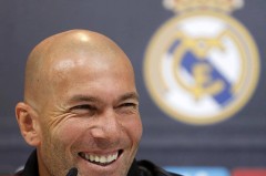 齐达内多次公开赞誉C罗：他在逆境中扛队的能力足坛罕见