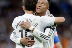 足坛一夜动态：国米3-2科莫冲双冠王，切尔西0-3造百年耻辱纪录