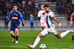 里昂上轮击败法甲榜首士气大振，欧塞尔能否阻挡强敌？