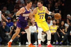 东契奇空砍41+8+8老詹15分 奥尼尔三分绝杀湖人不敌太阳