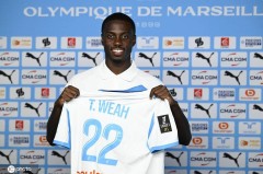 法甲马赛俱乐部召开新闻发布会 新援蒂莫西-维阿亮相</title>
        
    <title>法甲马赛俱乐部召开新闻发布会 新援蒂莫西-维阿亮相