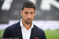 博尼法斯的逆袭：从米兰失利到不莱梅新生，德甲联赛的魅力无可抵挡！