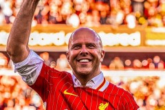 输球点名球员，“阴阳”克洛普，斯洛特：利物浦成绩太好被针对了