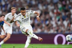 欧冠狂热夜！姆巴佩5战狂轰6球领跑射手榜！皇马2-1击败法甲劲旅马赛