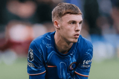 埃弗顿vs切尔西赛事分析：保级死守遇低迷蓝军，平局成主流走向