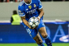 4次客场戴帽创纪录，姆巴佩超越因扎吉，欧冠客场王当之无愧