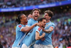 连续四年杀入决赛！曼城重建期剑指三冠王，实力背后全赖同行衬托