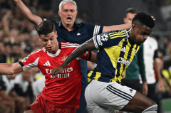 主场0-0！穆帅欧冠附加赛形势：下周做客本菲卡，输球=无缘小组赛