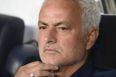 主场0-0！穆帅欧冠附加赛形势：下周做客本菲卡，输球=无缘小组赛