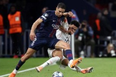 禁赛三场！迪亚斯剪刀脚重伤阿什拉夫，拜仁不满判罚将上诉！