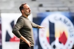 45岁的他成中超本土名帅翘楚黑马，曾在德甲效力多年，值得期待