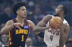 哈登21分米切尔31分 骑士险胜老鹰4连胜