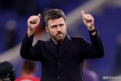 卡里克私会拉特克利夫爵士！曼联新帅悬念将揭晓，转正呼声达顶点